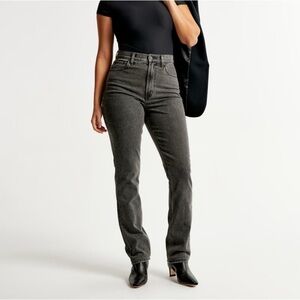 Abercrombie & Fitch Curve Love Ultra High Rise 90s Slim Straight Jean